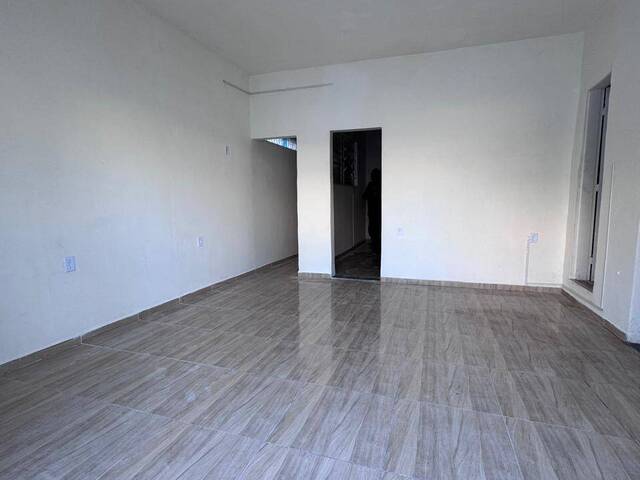 #268 - Sala para Locação em São Gonçalo - RJ - 2